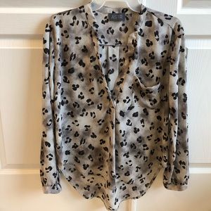 Women’s blouse
